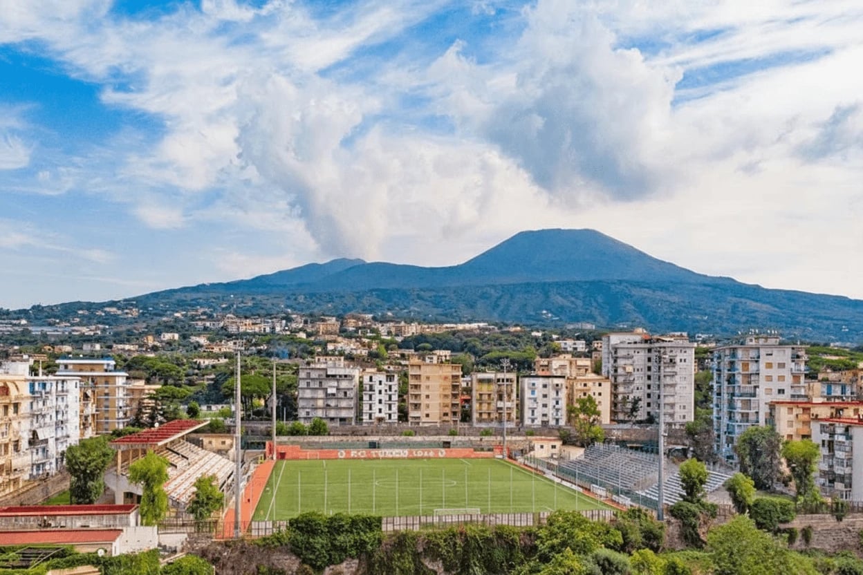 Tifosi della Turris allo stadio